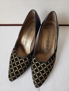 イヴ・サンローラン　パンプス　22cm～22.5cm　ブラック