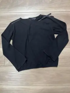 コムサイズム　キッズカットソー　黒　リボンつき　130