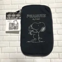 SNOOPY & WOODSTOCK ソフトスリムポーチ　トラベル　コスメOK