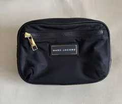 MARC JACOBS ブラック ショルダーバッグ　ウエストポーチ ボディバッグのサムネイル
