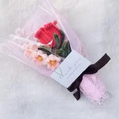 バラの花束　モールフラワー　枯れない花束