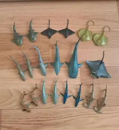 カロラータ　シャーク　フィギュア