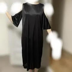 ZARA TRF ブラック オープンショルダー ワンピース 黒 zara