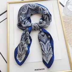 上品 ペイズリー柄 スカーフ ブルー シルクサテン調 大判