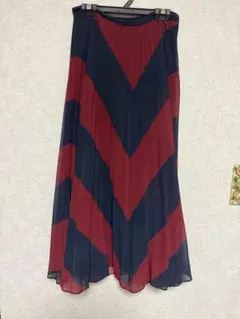 トミーヒルフィガー　プリーツロングスカート