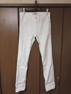 ユニクロ　スキニー　白