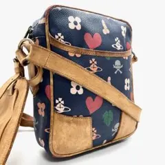 Vivienne Westwood　ショルダーバック　ペイガンモノグラム　PVC