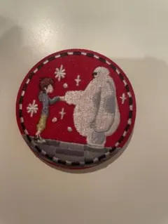 ディズニー刺繍缶バッジ