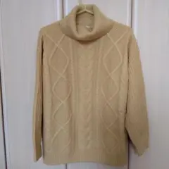 CINEMA CLUB ケーブル編みタートルネック ニットセーター