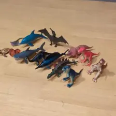 恐竜と海の生き物フィギュア11体セット