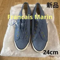 Item thumbnail for item 3003908d-5dd1-42e8-95a3-e38b1b768f43