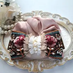 ⭐3423⭐❣️大人可愛い華やかアクセ❣️オリジナル✴インド刺繍リボンシュシュ