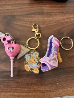 ディズニー　キーホルダー