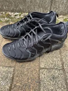 ナイキ AirVaporMax Plus ナイキ スニーカー ブラック 27.5