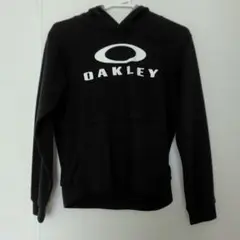 OAKLEY ブラック トレーナー M150