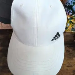 【adidas】メンズキャップ　フリーサイズ