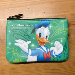 ディズニーリゾート　パークチケット柄　ポーチ　ドナルド