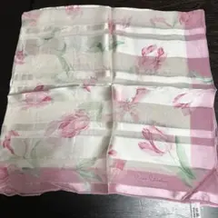 Pierre Cardin 花柄シルク100%スカーフのサムネイル