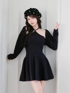 ダーリッチ ホルターフレアニットミニワンピース