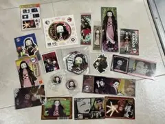 鬼滅の刃 禰豆子 ステッカー、カード、缶バッジまとめ売り