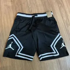 Jordan ナイキ ジョーダン ダイヤモンド ショートパンツ　Sサイズ7月のサムネイル