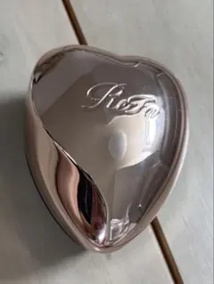 リファ　ヘアブラシ　ハート型　ピンク