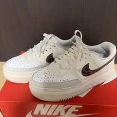 Nikeコートビジョン アルタ レオパード スニーカー　24cm