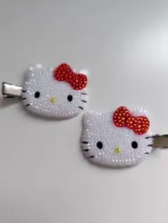 キティちゃんの前髪クリップ（赤）極小
