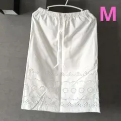 刺繍入りホワイトフレアスカート ウエスト61~64cm