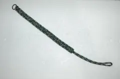 パラコードハンドストラップ　アパッチグリーン迷彩