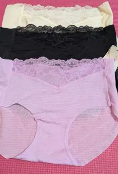 【半額以下‼️3枚set】トリンプ シームレスショーツ