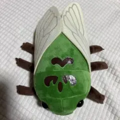 セミのぬいぐるみ縦約20cm、横約10cm