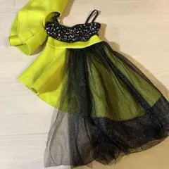 新品未使用☆6Y（110-116cm）スパンコール黄緑色ワンピース