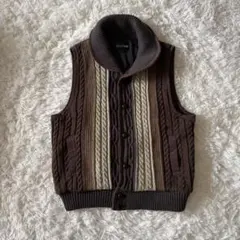 ケーブルニット ベスト 中綿入り 立ち襟 ショールカラー L ブラウン系