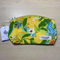 【未使用】L'OCCITANE フラワー柄ポーチ