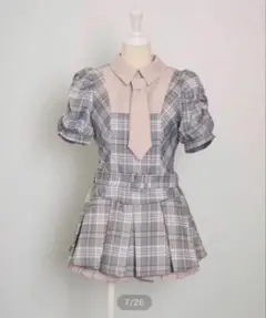 pium pium ネクタイ付きプリーツ半袖セットアップ - メルカリ
