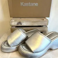 Kastane フラットソールサンダル