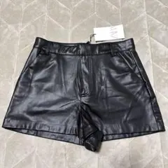 新品ZARA ブラック ハイウエスト ショートパンツ M レザーショートパンツ