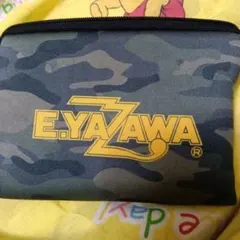 E.YAZAWA 迷彩柄 ポーチのサムネイル