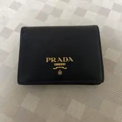 PRADA 二つ折り財布　ブラックのサムネイル