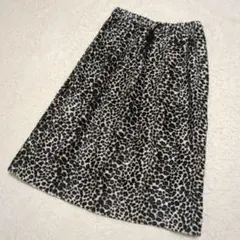 レオパード柄ひざ丈スカート　ミディ丈　　ウエストゴム　ドローコード