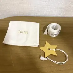 Dior 星チャームのサムネイル