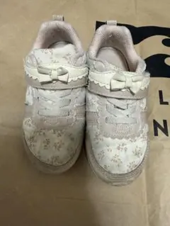 Item thumbnail for item cb50fe4d-3d9b-4e4a-890c-9ccbfd916e25