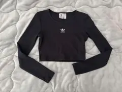 adidas ブラック ロンT