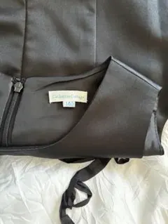 140キャサリンコテージ　ドレス 黒と白 花柄刺繍