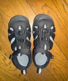 KEEN キッズサンダル 18.5cm