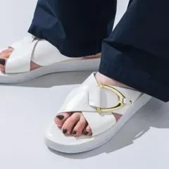 新品 EVOL イーボル サンダル ゴールドバックル レディース L箱付き