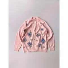 Used 60s ぴんくにブルーの花刺繍♪ レトロ 薄手ニットカーディガン