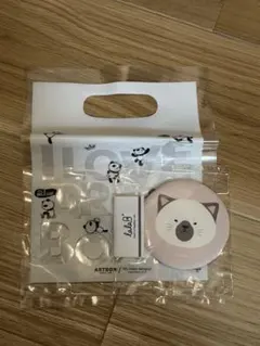 ✨韓国雑貨✨ARTBOX lalaB 猫型ミラーのサムネイル
