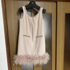 グレースクラス　ビジュウ、ファー付きワンピース